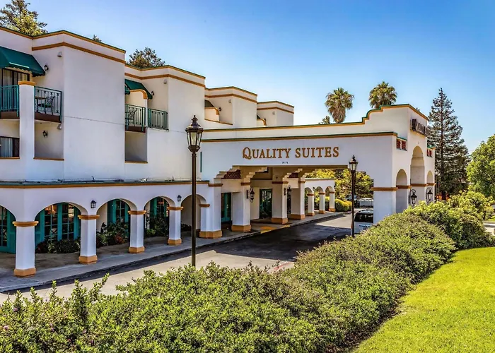 Quality Suites Downtown San Luis Obispo